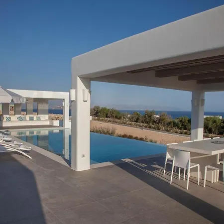 Paros Sleeps 16 Pool Air Con * Páros